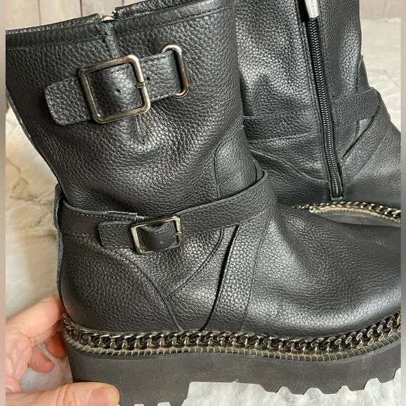 Vince Camino Women's Messtia Buckle Lug Sole Boots size 7.5 - Picture 2 of 8